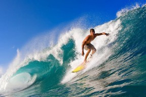 九游官方入口 -哈兰德在皇家马德里比赛中问鼎冠军，比分优势明显引发热议！