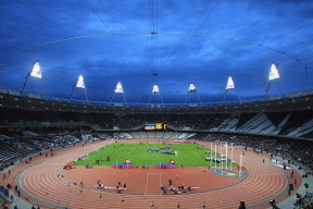 9游游戏 -羽毛球赛场焦点！美国队对阵意大利队，激战正酣，豪门对决再度上演