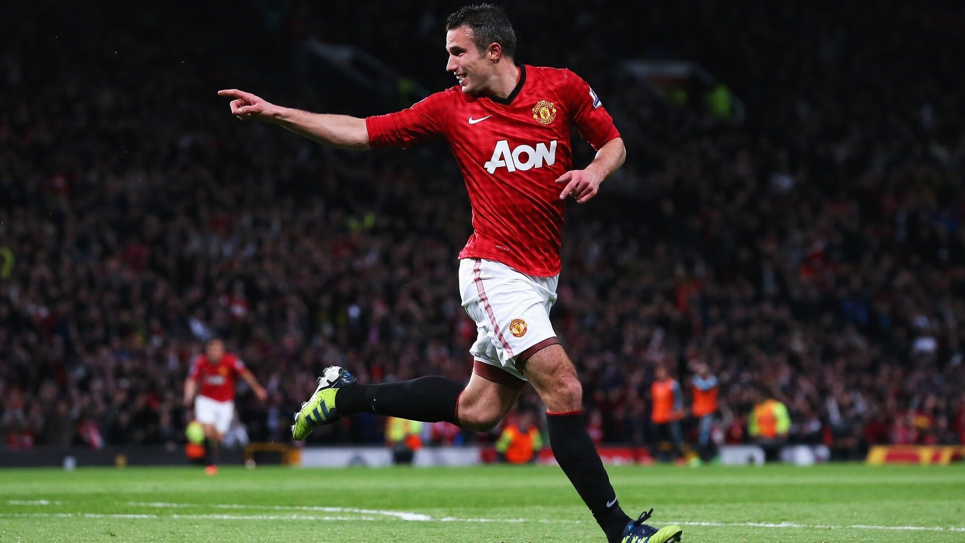 C罗在热火比赛中关键助攻,回归赛场引发热议!